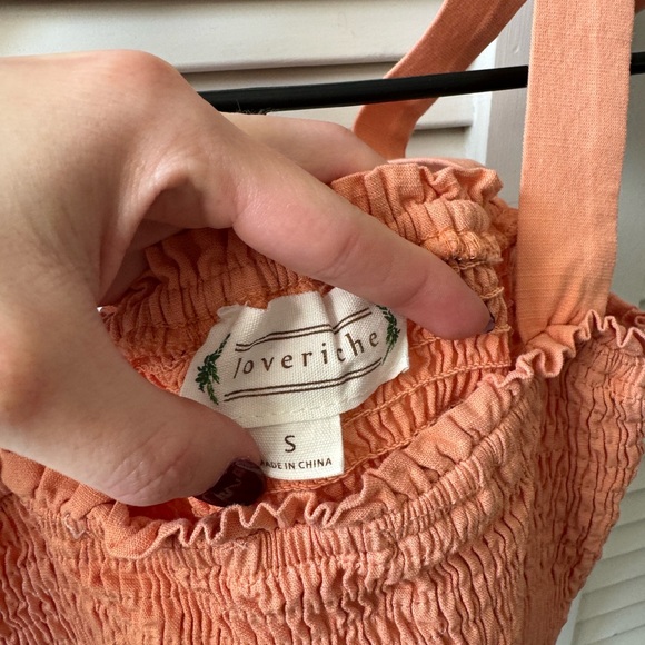 Strappy Coral Crop Top - Picture 2 of 2